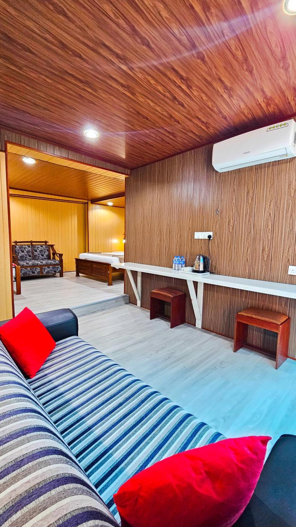 Daddy'S Guest Home Nallathanniya Quarto foto